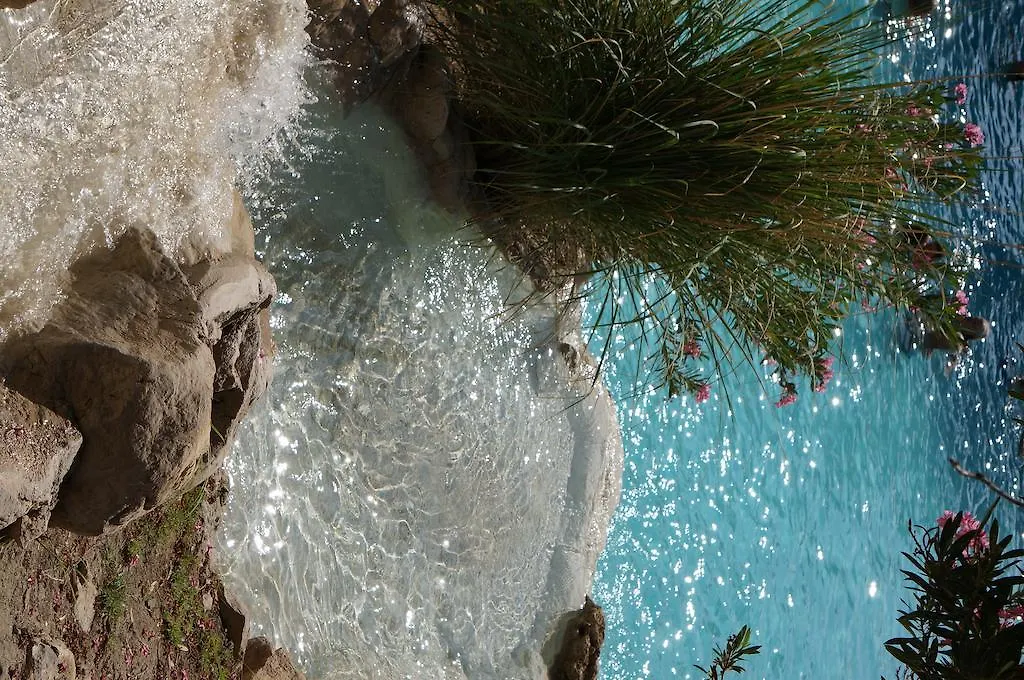 Balneario De Alicun De Las Torres Villanueva de las Torres Hotel