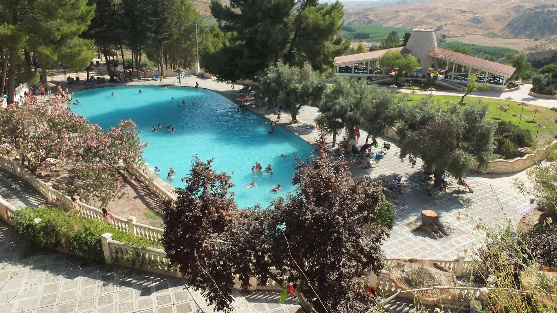 Balneario De Alicun De Las Torres Villanueva de las Torres Hotel